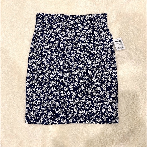 Blue and white mini skirt brand new - Picture 1 of 3
